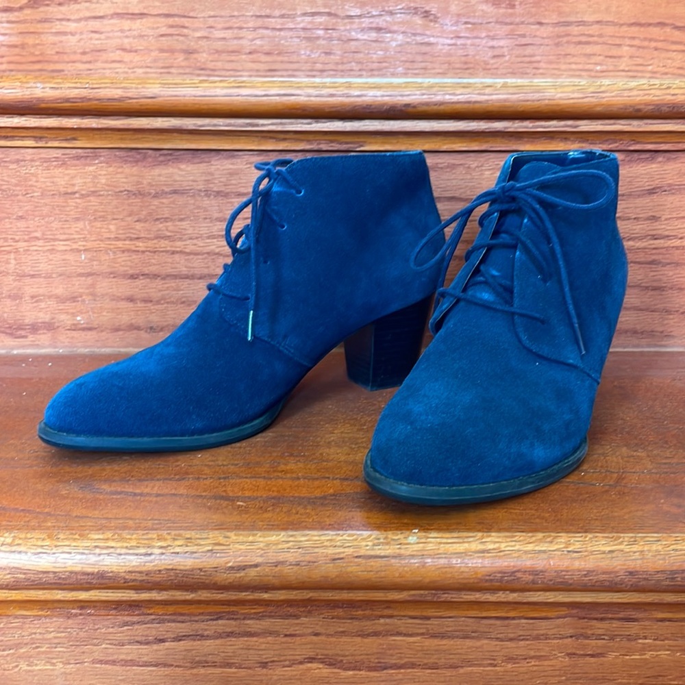 Vionic Zenda Blue Suede Lace up Boots